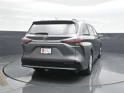 2026 Toyota Sienna Limited 7 Passenger