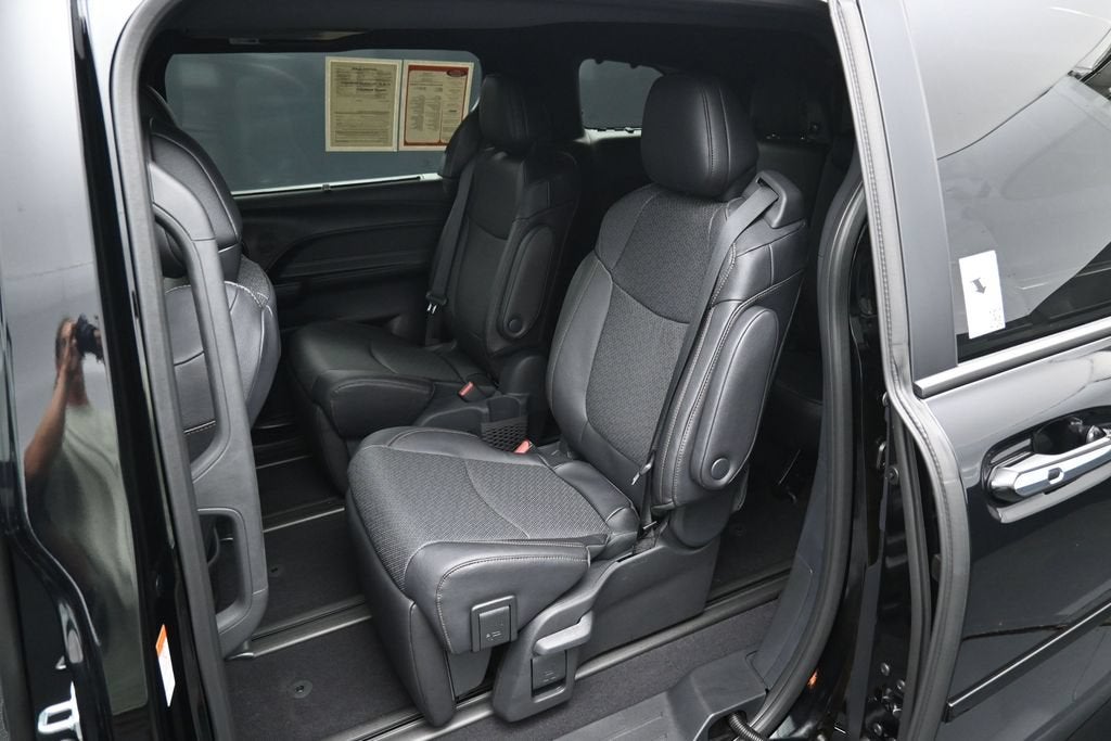 2026 Toyota Sienna Limited 7 Passenger
