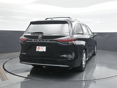 2026 Toyota Sienna Limited 7 Passenger