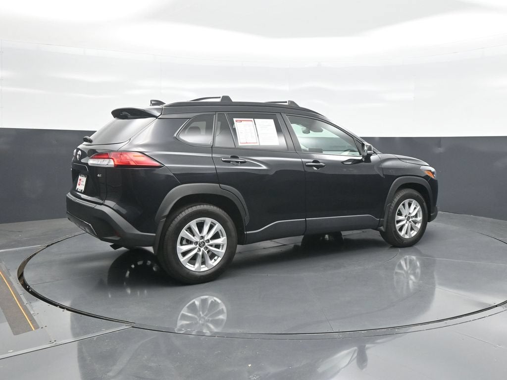2025 Toyota Corolla Cross LE