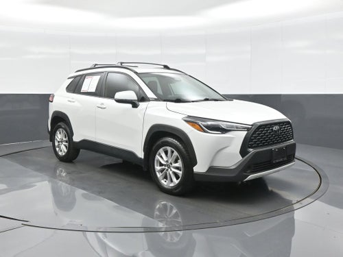 2024 Toyota Corolla Cross LE