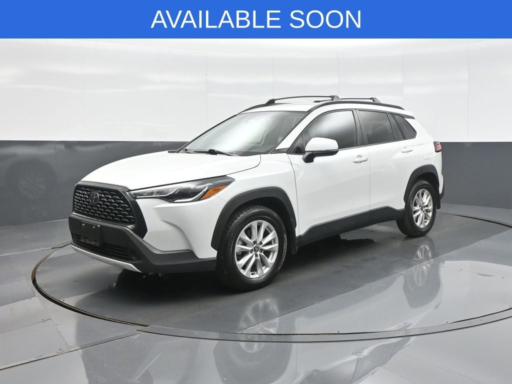 2024 Toyota Corolla Cross LE