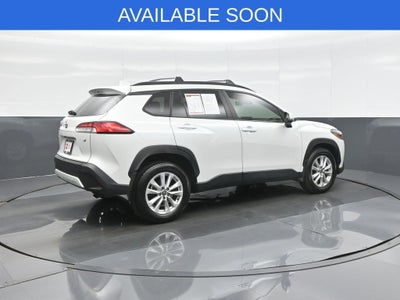 2024 Toyota Corolla Cross LE
