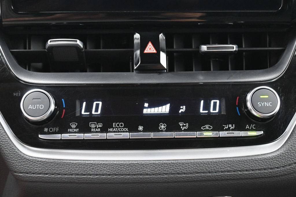 2025 Toyota Corolla Cross XLE