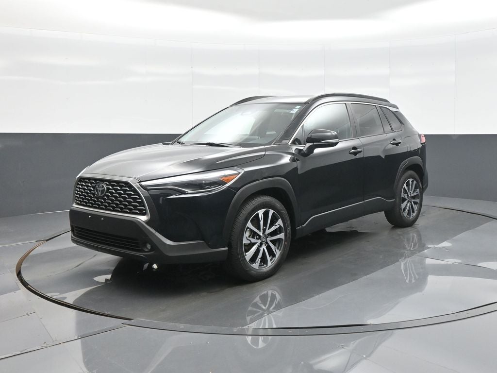 2025 Toyota Corolla Cross XLE