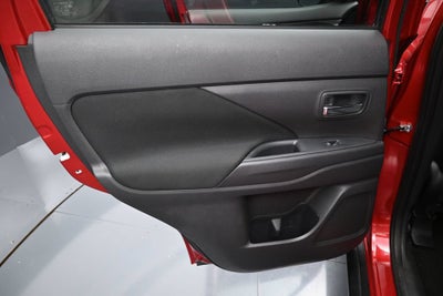 2019 Mitsubishi Outlander ES
