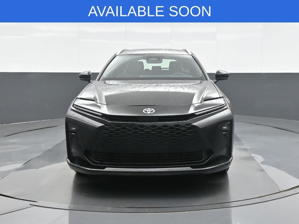2025 Toyota Crown Signia XLE