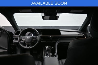 2025 Toyota Crown Signia XLE