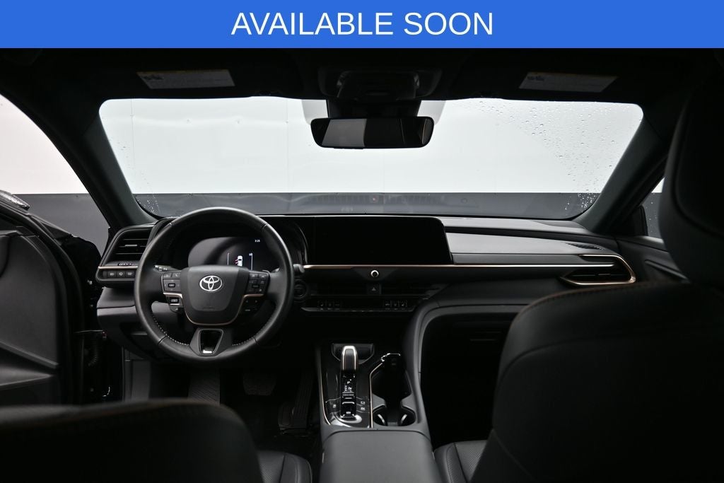2025 Toyota Crown Signia XLE
