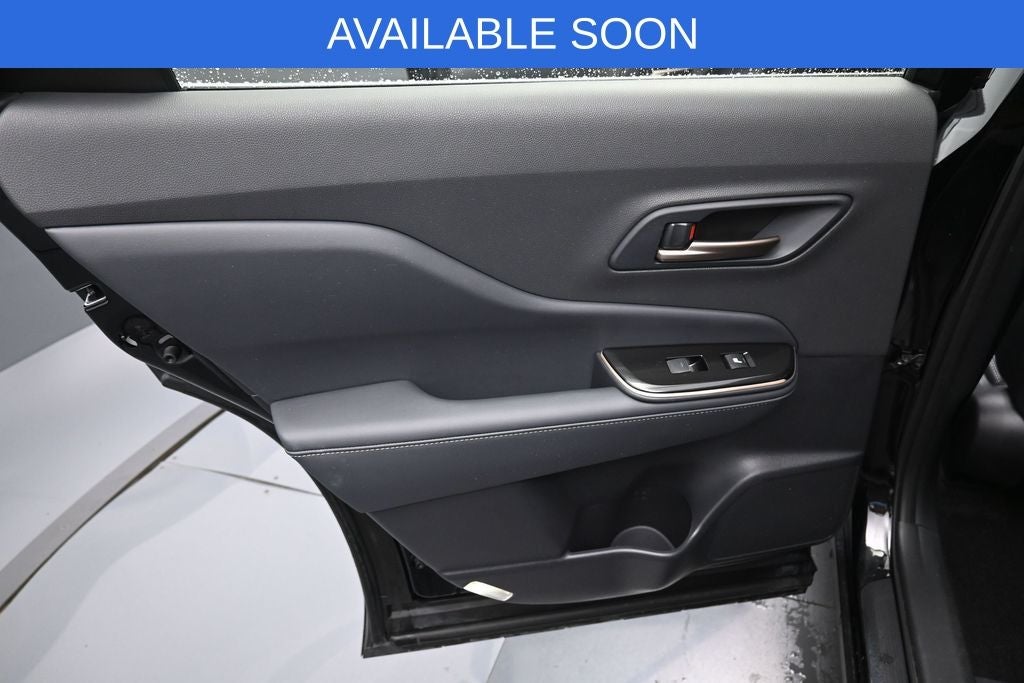 2025 Toyota Crown Signia XLE