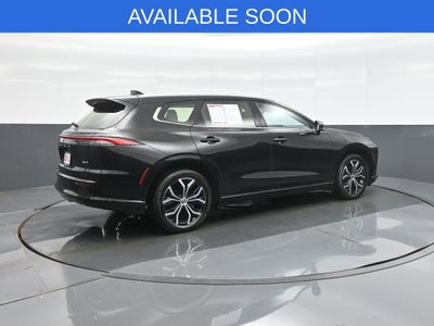 2025 Toyota Crown Signia XLE