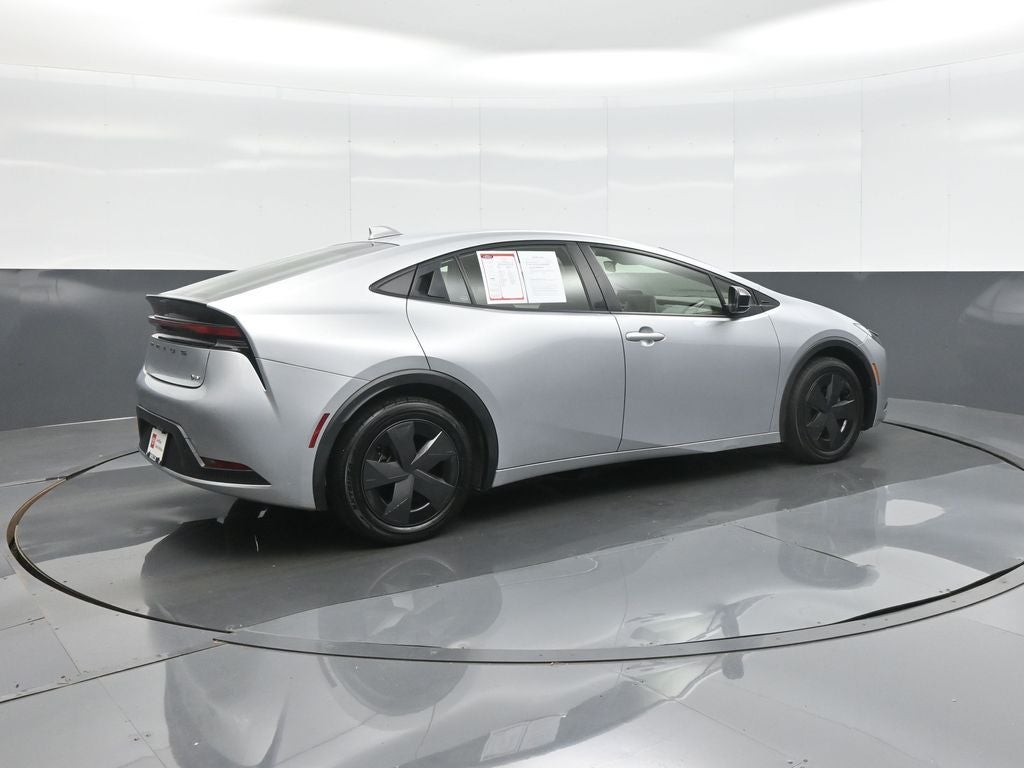 2024 Toyota Prius LE