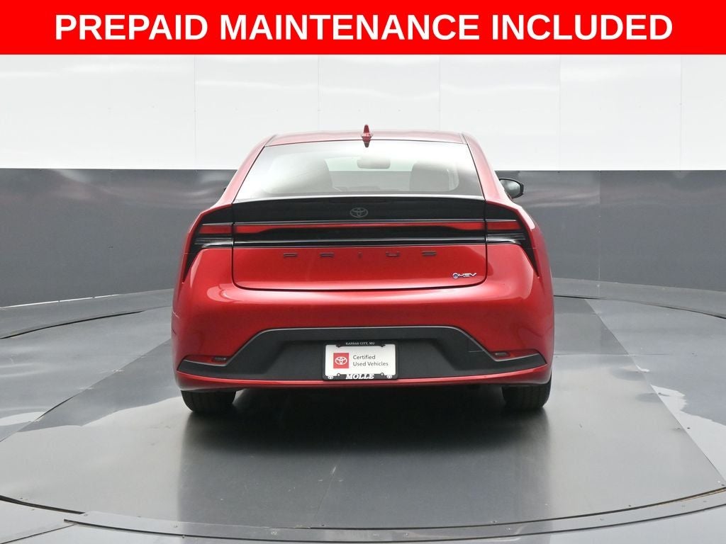 2025 Toyota Prius LE