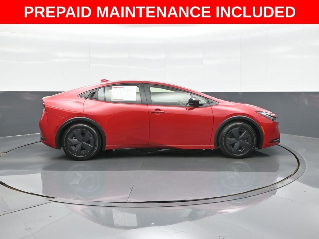 2025 Toyota Prius LE