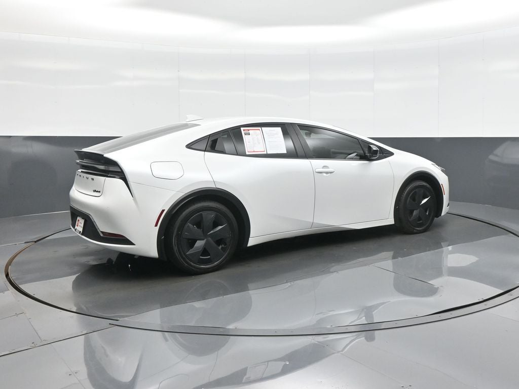 2024 Toyota Prius Prime SE