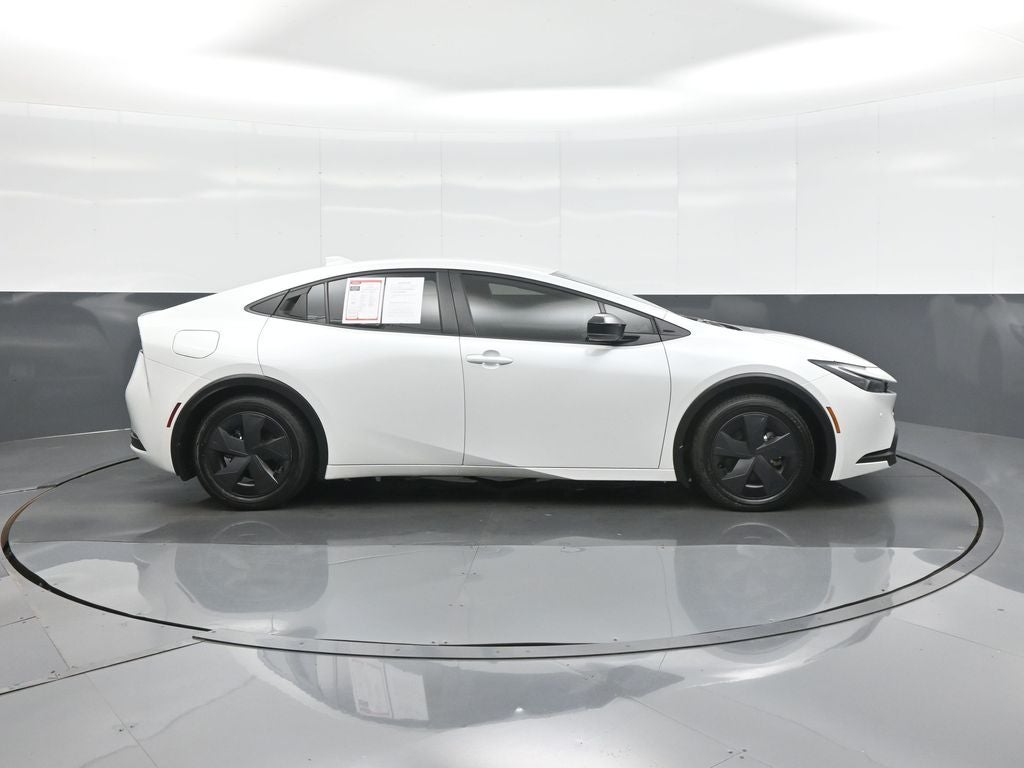 2024 Toyota Prius Prime SE