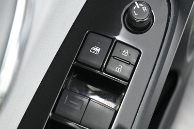 2022 Toyota Prius XLE AWD-e