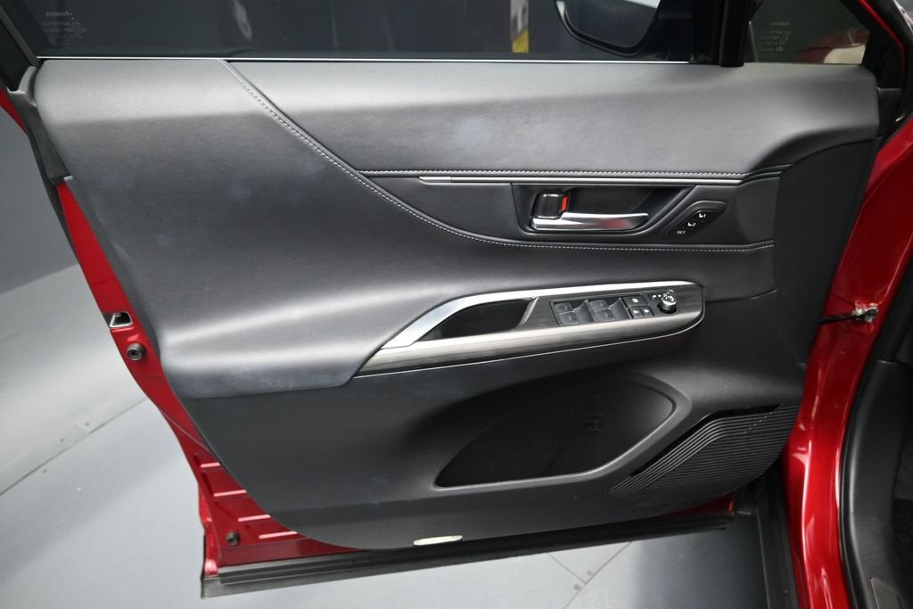 2024 Toyota Venza Nightshade