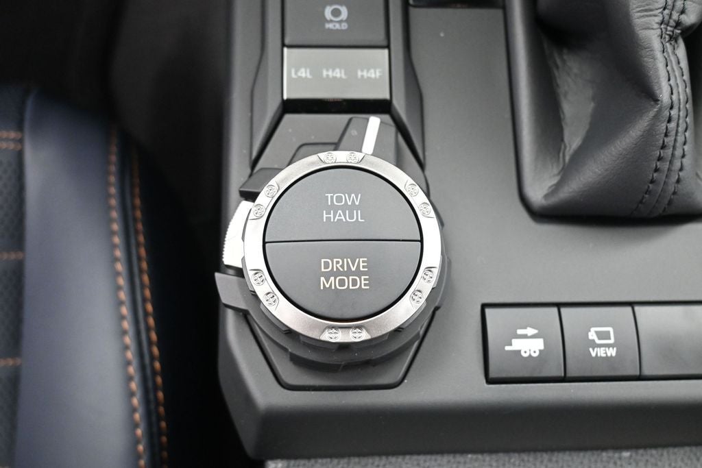2026 Toyota 4Runner i-FORCE MAX Hybrid Platinum