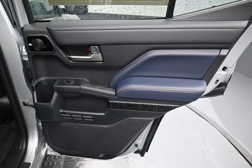 2026 Toyota 4Runner i-FORCE MAX Hybrid Platinum