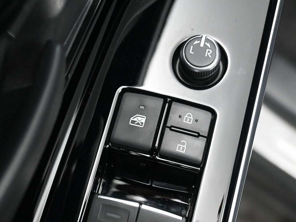 2023 Toyota bZ4X Limited