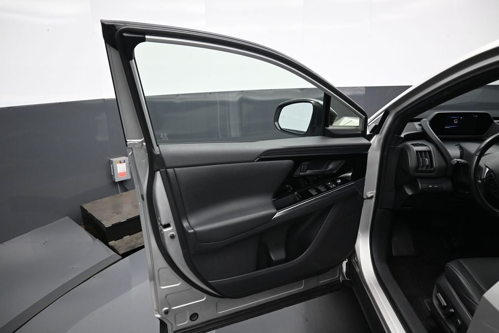 2023 Toyota bZ4X Limited