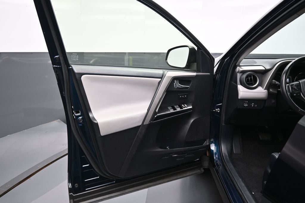 2018 Toyota RAV4 Hybrid Limited