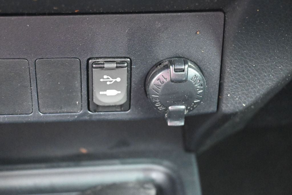 2016 Toyota RAV4 Hybrid XLE