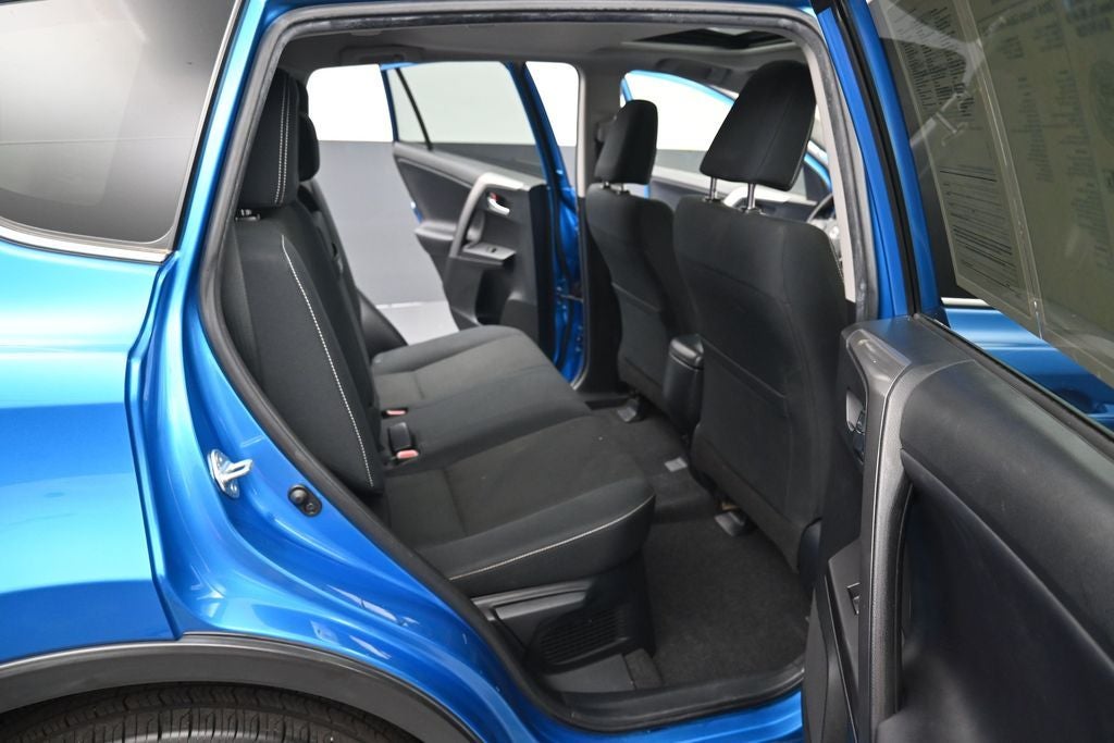 2016 Toyota RAV4 Hybrid XLE