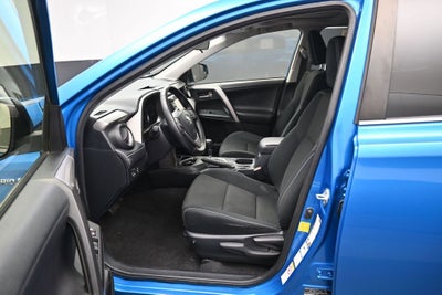 2016 Toyota RAV4 Hybrid XLE