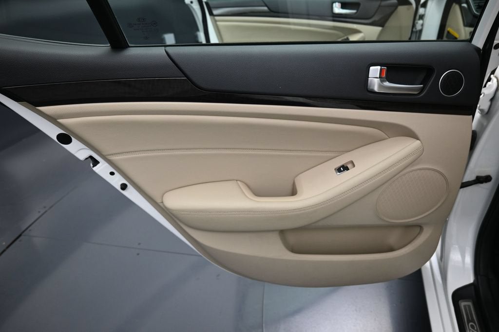 2015 Kia Cadenza Premium