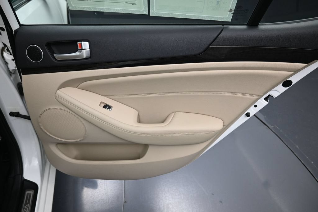 2015 Kia Cadenza Premium