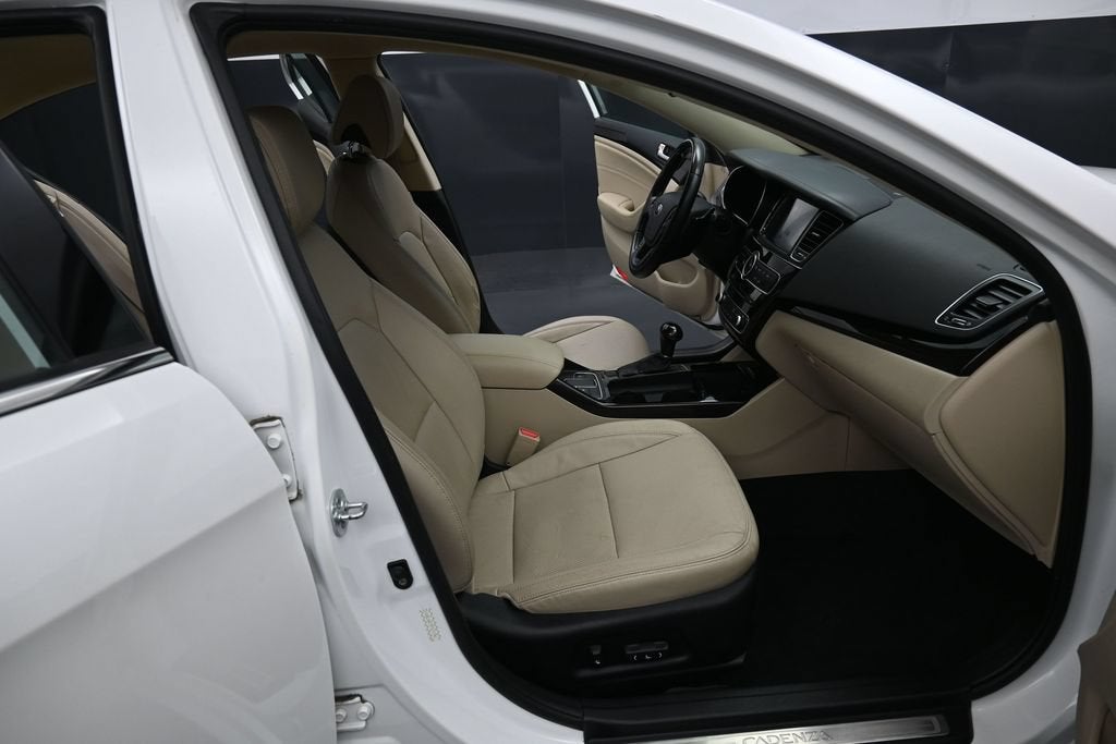 2015 Kia Cadenza Premium