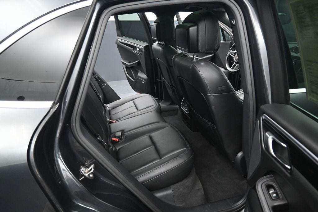 2017 Porsche Macan S