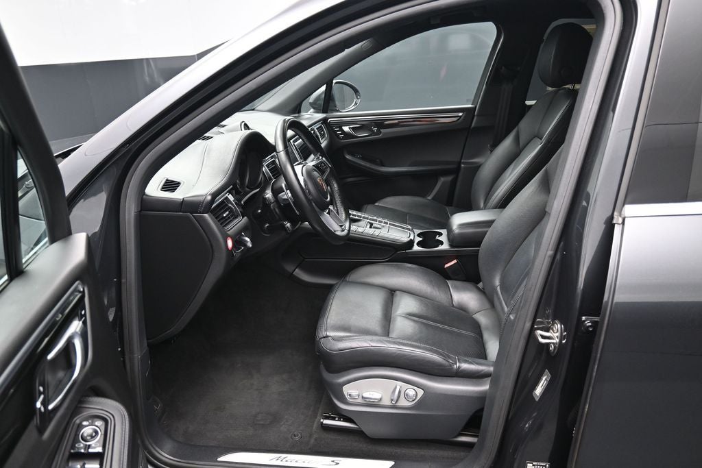2017 Porsche Macan S