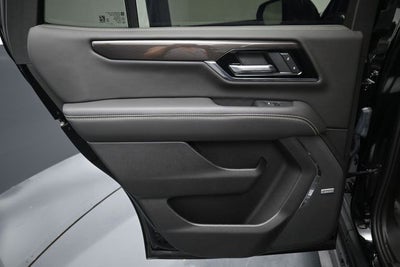 2025 GMC Yukon Elevation