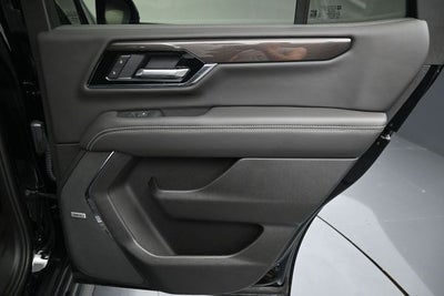 2025 GMC Yukon Elevation