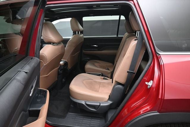 2024 Toyota Grand Highlander Hybrid MAX Platinum