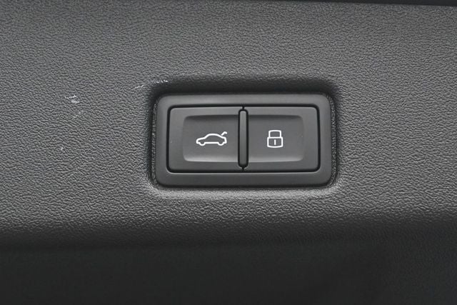 2025 Audi Q5 2.0T Premium quattro