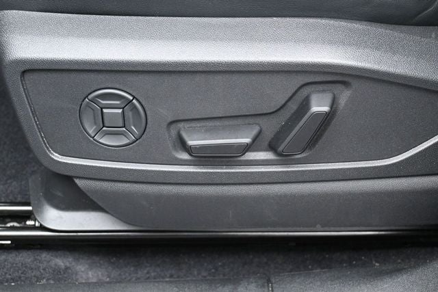 2025 Audi Q5 2.0T Premium quattro