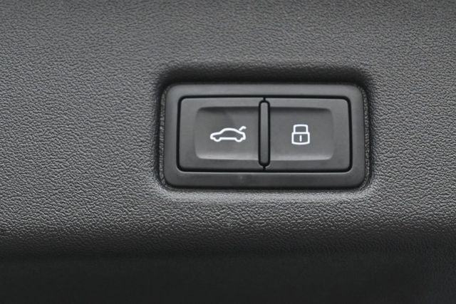 2025 Audi Q5 2.0T Premium quattro