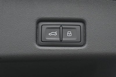 2026 Audi Q5 2.0T Premium Plus quattro