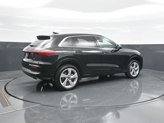 2026 Audi Q5 2.0T Premium Plus quattro