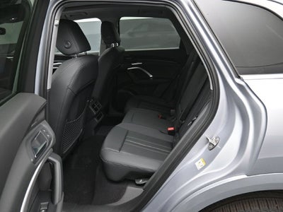 2026 Audi Q5 2.0T Premium Plus quattro
