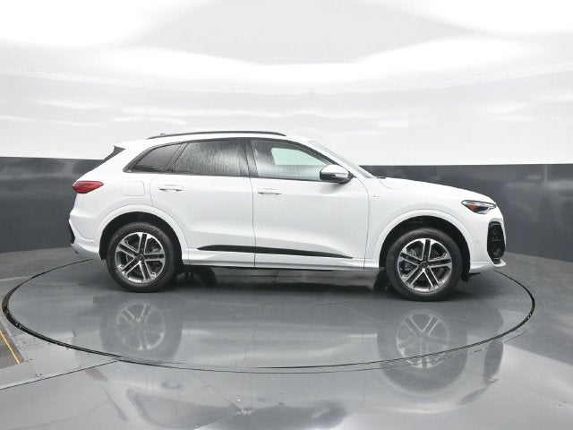 2026 Audi Q5 2.0T Premium quattro
