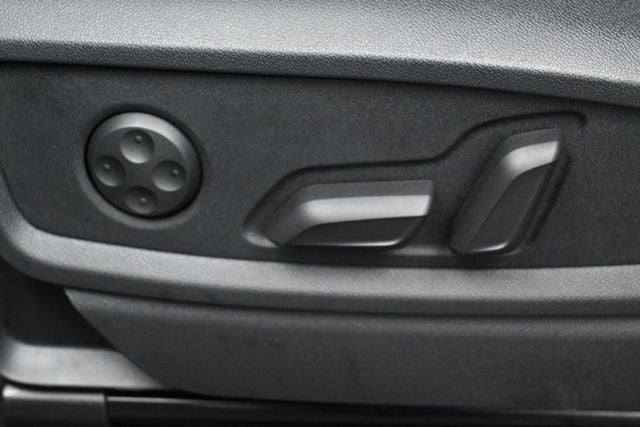 2023 Audi SQ5 Premium Plus quattro