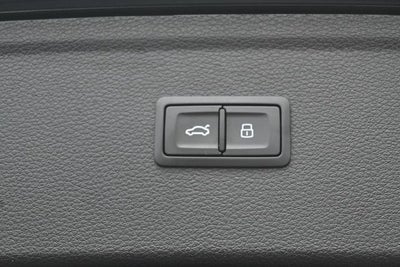 2023 Audi SQ5 Premium Plus quattro