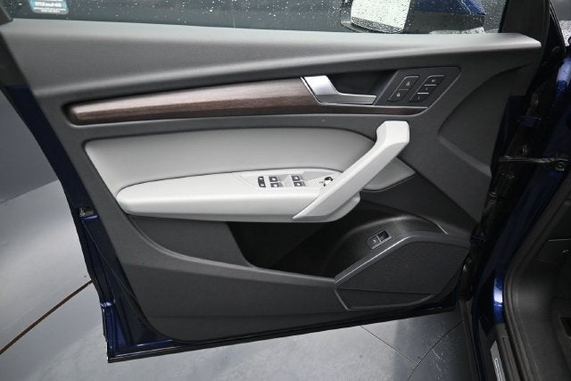 2022 Audi Q5 45 S line Premium quattro
