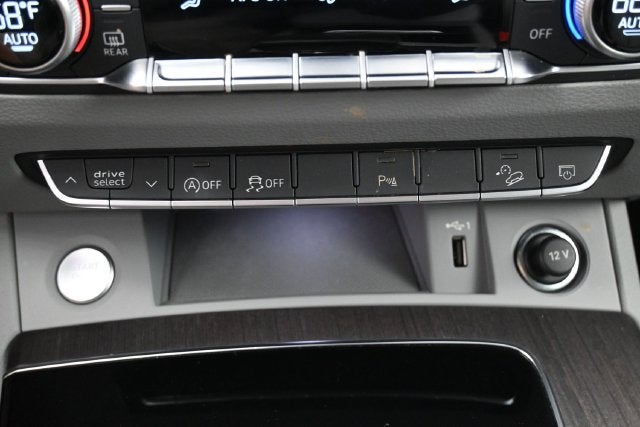 2022 Audi Q5 45 S line Premium quattro