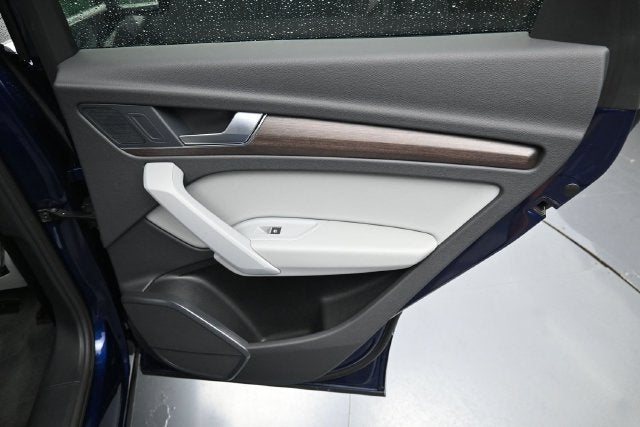 2022 Audi Q5 45 S line Premium quattro